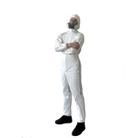 Одноразовые защитные комбинезоны для малярных работ